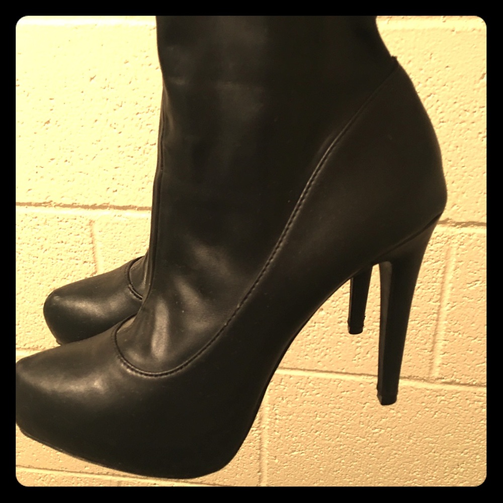 Over-the-knee boots